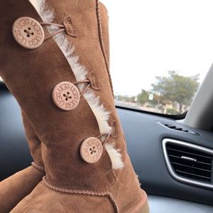 Ugg Bailey button boots